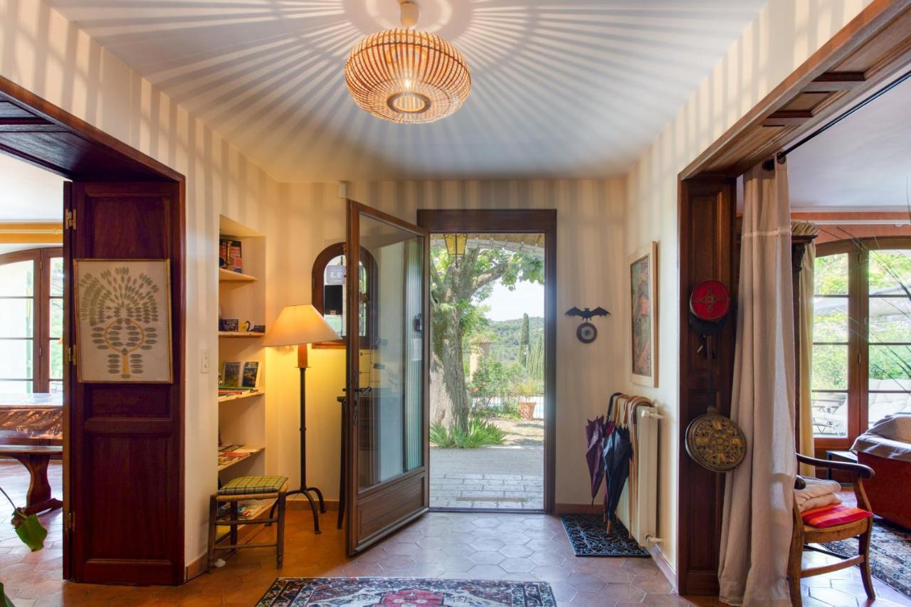 모르무아롱 Mas De Bacalan B&B 외부 사진