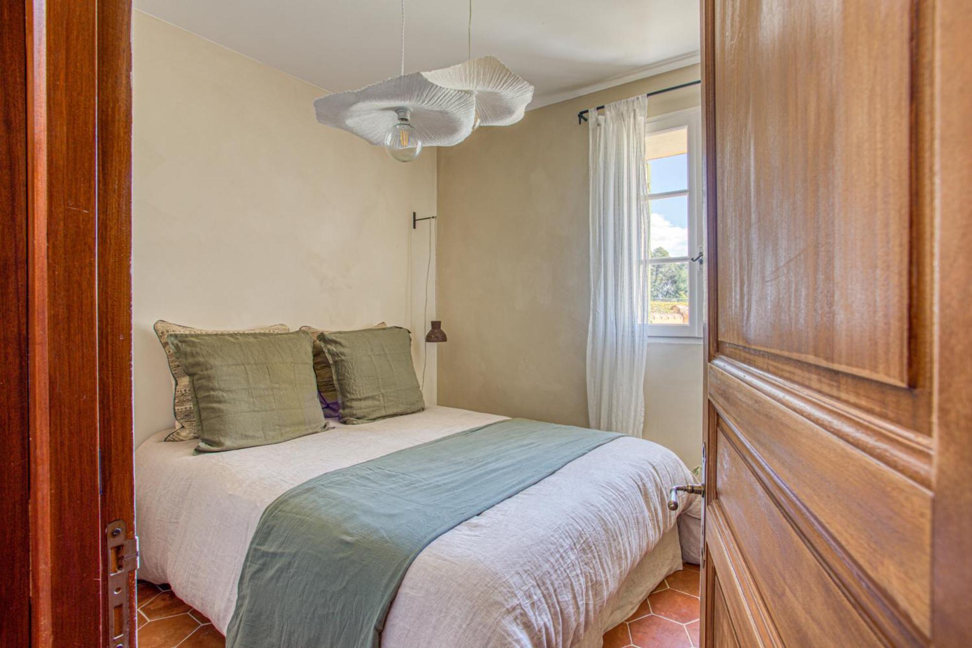 모르무아롱 Mas De Bacalan B&B 외부 사진