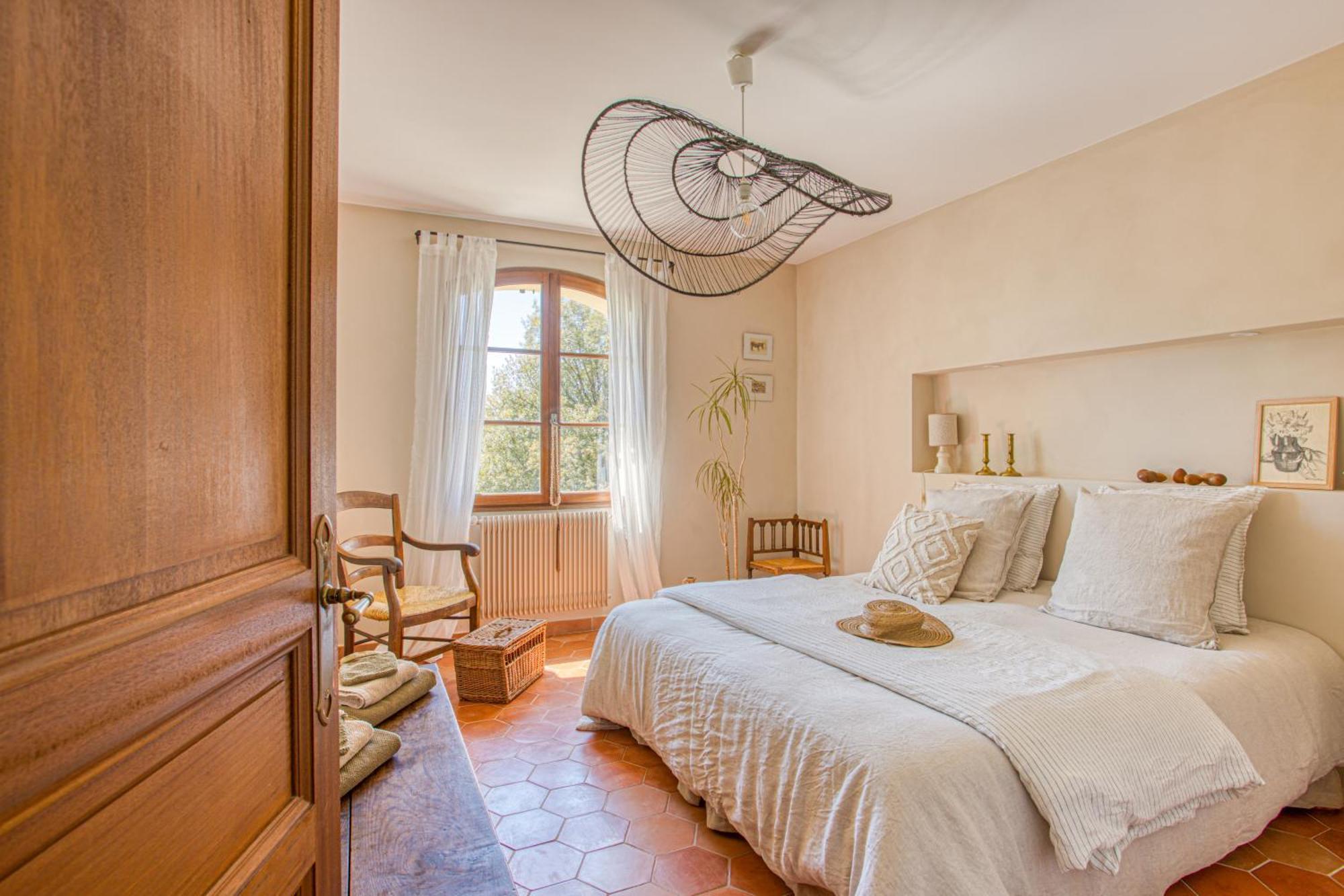 모르무아롱 Mas De Bacalan B&B 외부 사진