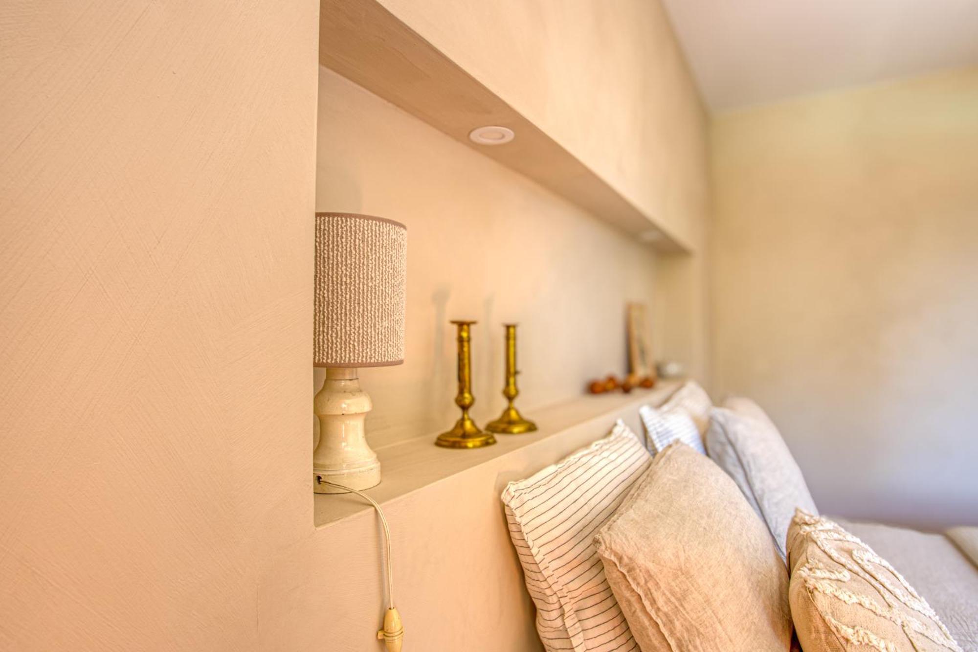 모르무아롱 Mas De Bacalan B&B 외부 사진